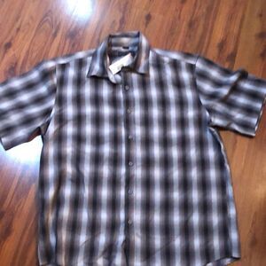 NWT Covington short sleeve button down shirt L